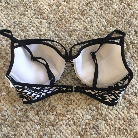 NEW!!! Push up bathing suit top! ๐ - Picture 5 of 7